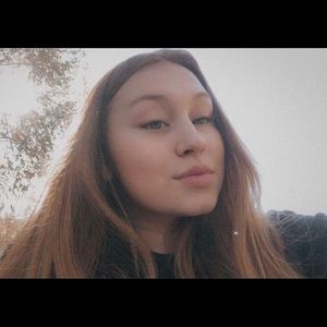 Meet your Posher, Erika